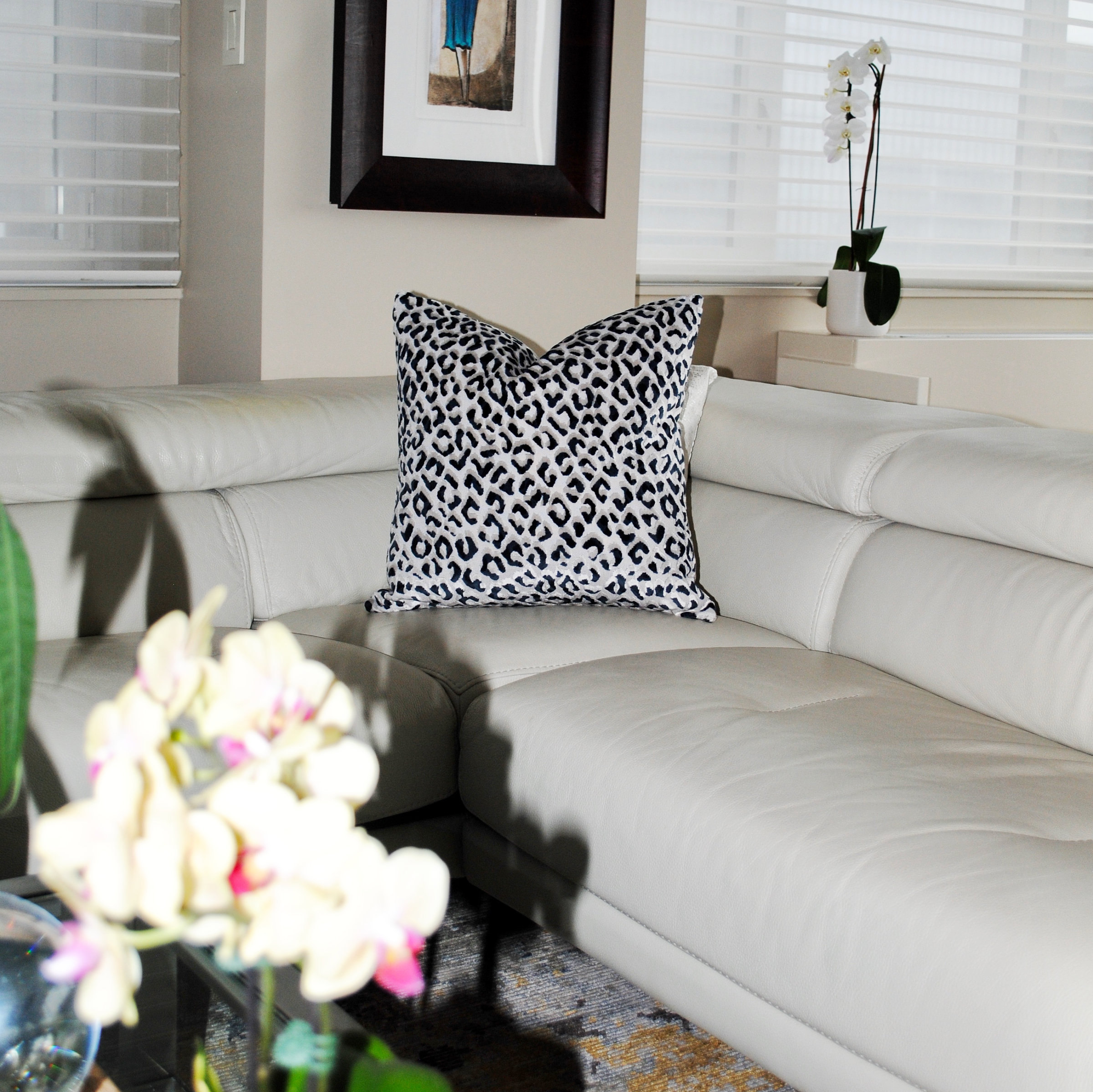 Navy Blue Leopard Print Velvet Pillow Cover - Image 2
