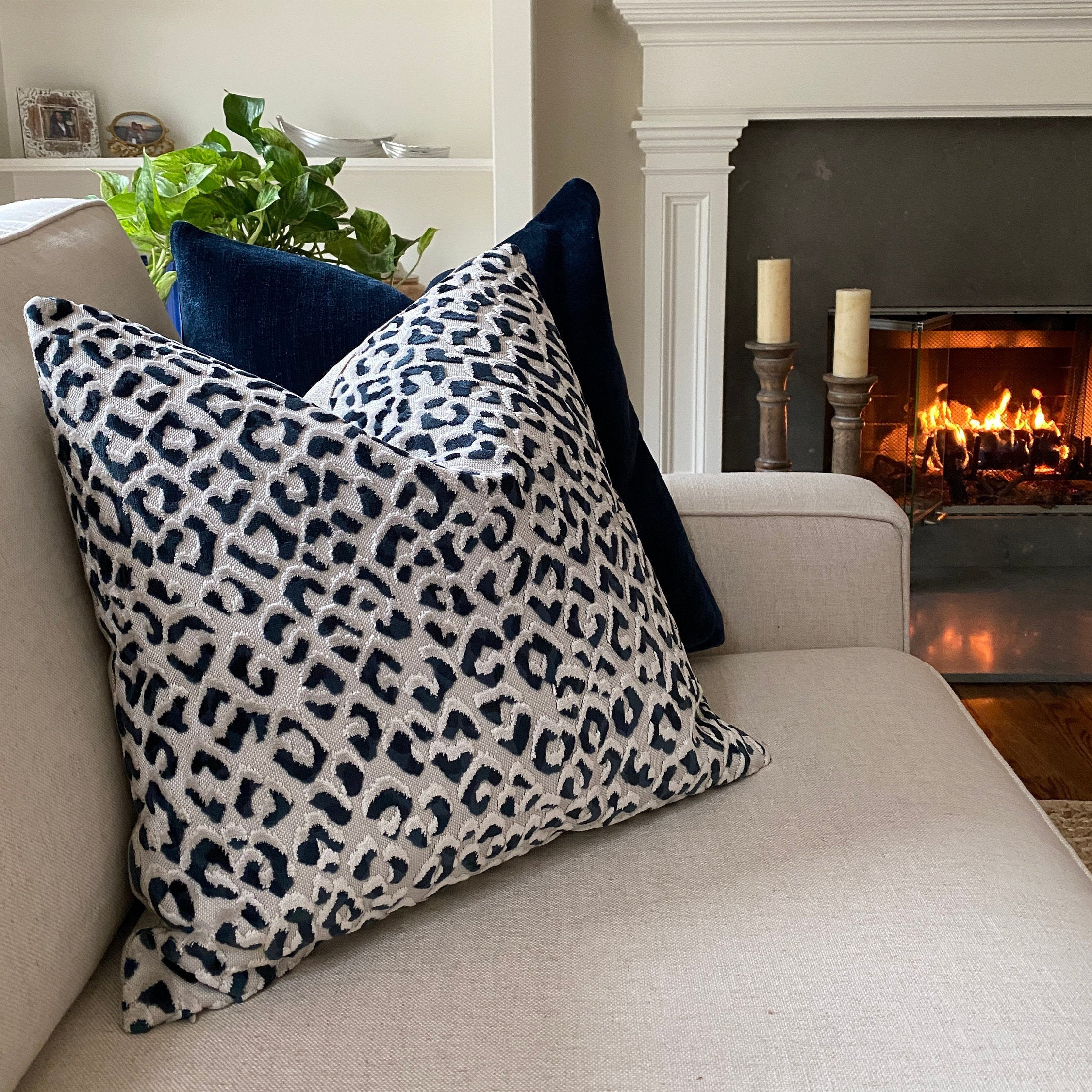 Navy Blue Leopard Print Velvet Pillow Cover - Image 4