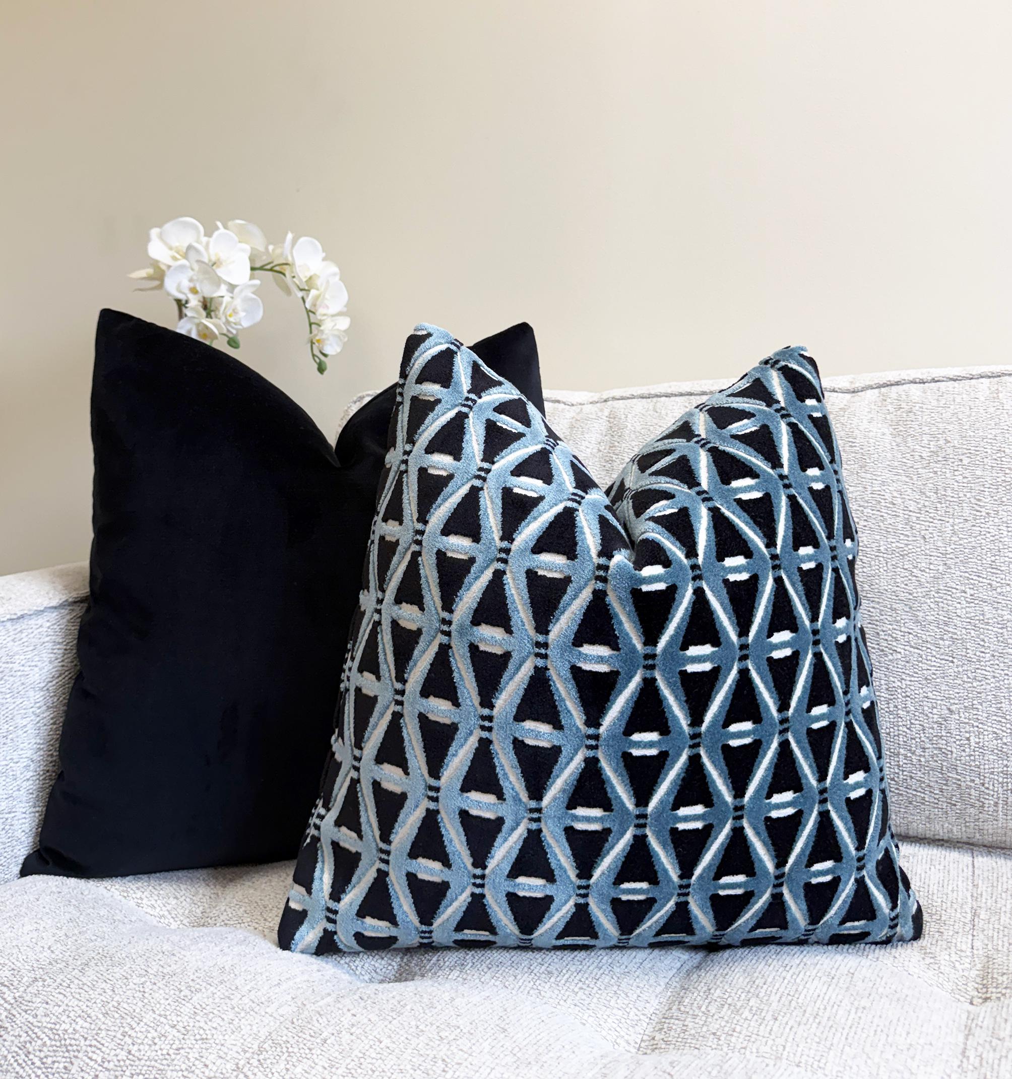 Black Blue Geometric Lattice Velvet Pillow Cover - Image 4